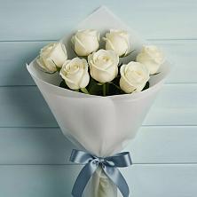 Букет 7 Белых роз Эдлесс Лав в Мищенском