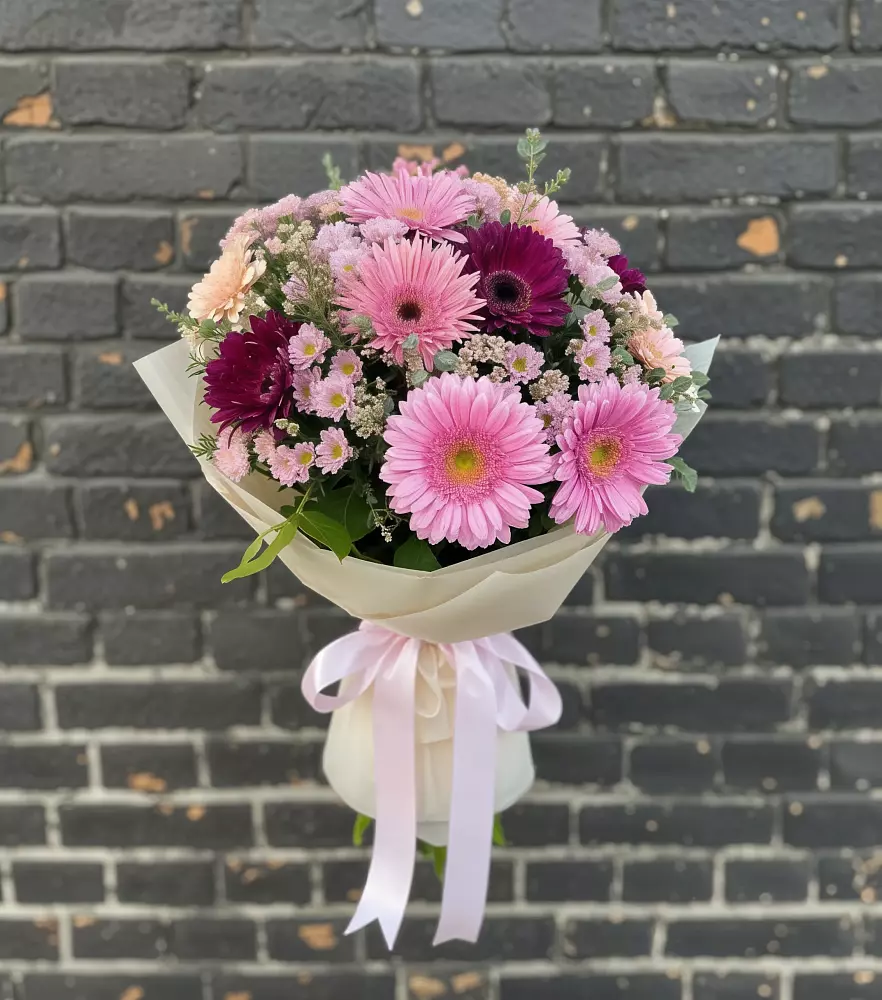Букет цветов из: Герберы и Хризантемы в Мищенском