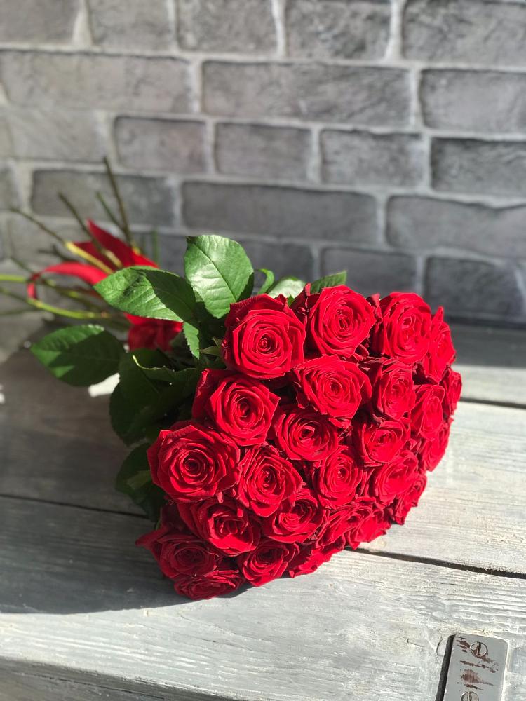 Букет Красные розы Фридом в Мищенском