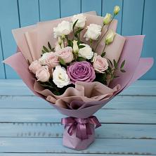Букет цветов из:  Розы и Лизиантусы в Мищенском