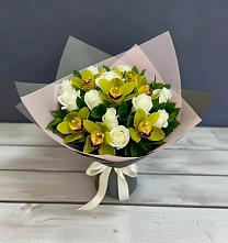 Букет цветов из:  Орхидеи и Розы #REPLACE_PRED# Мищенском