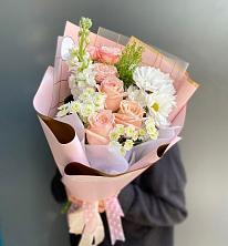 Букет цветов из:  Хризантемы и Розы в Мищенском