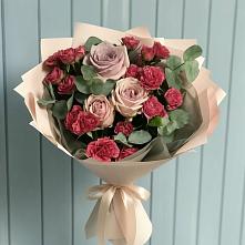 Букет цветов из:  Гвоздики и Розы в Мищенском