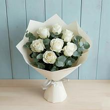 Букет Белые розы в Эвкалипте в Мищенском