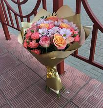 Букет цветов из:  Хризантемы и Розы #REPLACE_PRED# Мищенском